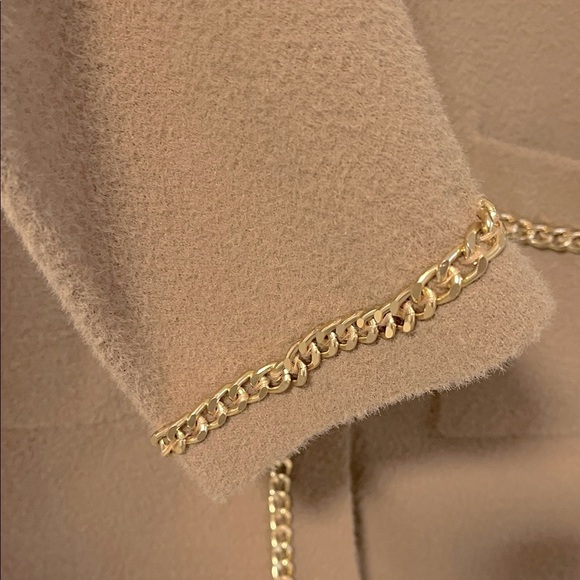 BAILEY Beige Textured Cardigan Pearl Button and Chain Detail, Size L - Picture 8 of 9